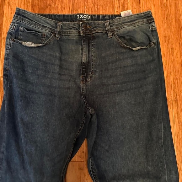 Dark blue IZOD relaxed fit jeans size 38 length 32 - Picture 3 of 6